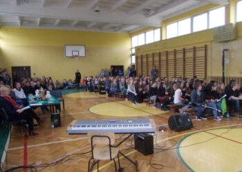 Tarnobrzeg. XI Szkolne Forum Kulturalne w Górniku.