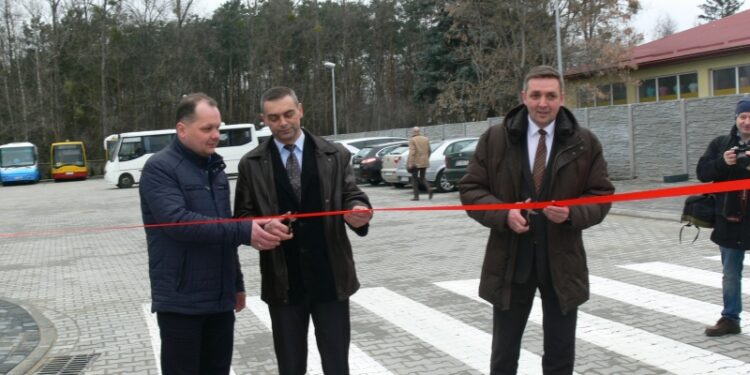 Tarnobrzeg. Dworzec autobusowy otwarty.