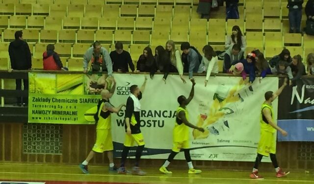 Tarnobrzeg: Wreszcie wygrana koszykarzy Siarki.