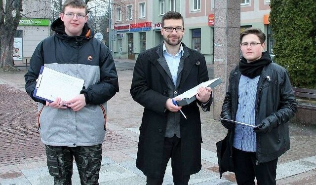 Mielec:  Zbierali podpisy