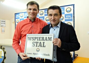 Mielec: Ultramaratończyk  odwiedził  piłkarzy