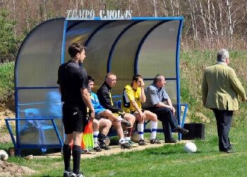 Cmolas: Ograniczą liczbę przyjezdnych piłkarzy