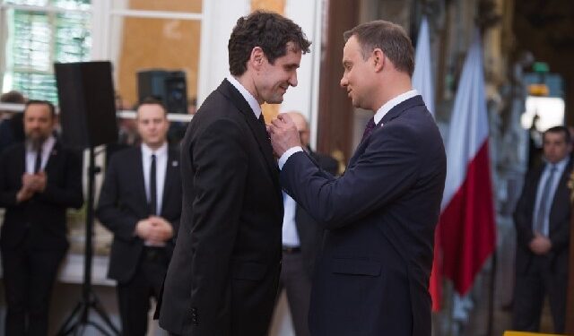 Podkarpacie: Prezydent Andrzej Duda wręczył odznaczenia dla Polaków ratujących Żydów