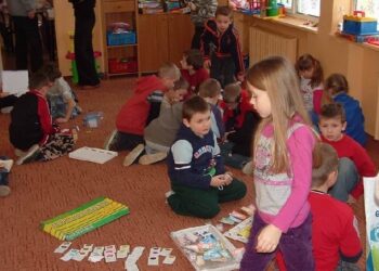 Mielec: Sześciolatki do szkół, albo do przedszkoli