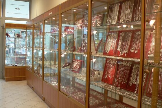 Mielec: Ukradł złoty łańcuszek, bo potrzebował pieniędzy