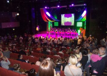 Nowa Dęba. Roztańczone przedszkolaki.