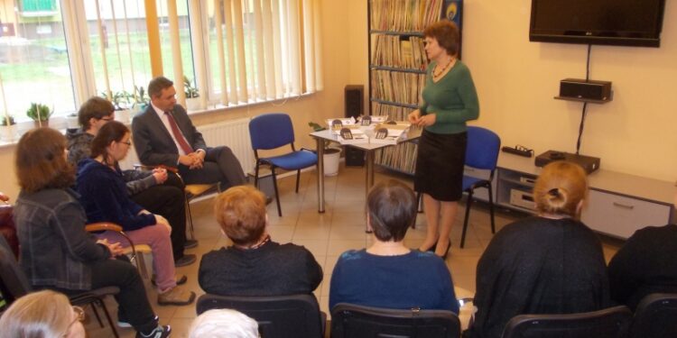 Tarnobrzeg. Kolejne czytaki trafiły do audiowizualnej filii biblioteki publicznej.