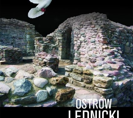 Mielec: Wystawa Ostrów Lednicki  "U źródeł chrześcijaństwa w Polsce"