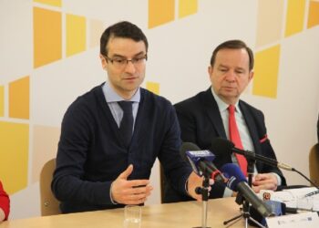 Region: Dla podstawówek, gimnazjów i średnich szkół