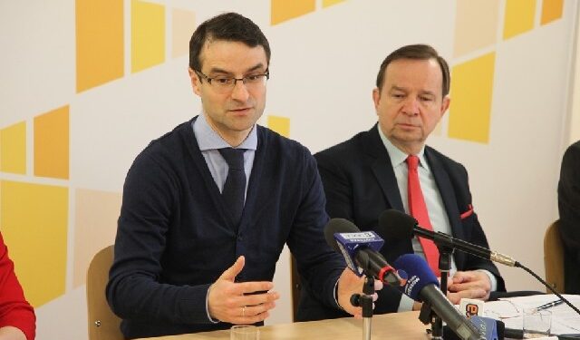 Region: Dla podstawówek, gimnazjów i średnich szkół