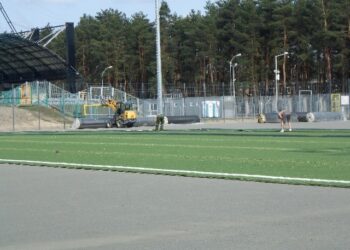 Stalowa Wola: Boisko ze sztuczną murawą na finiszu