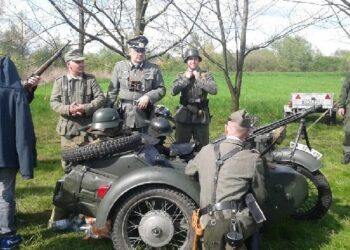 Mielec:   Były wybuchy, strzały i fale radiowe