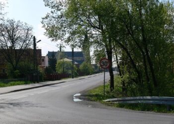 Gorzyce: Mieszkańcy Sokolnik skarżą się na tiry