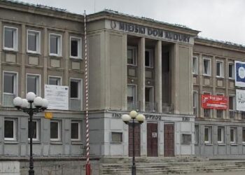 Stalowa Wola: Czas zrobić coś dla dzieci z zatorza