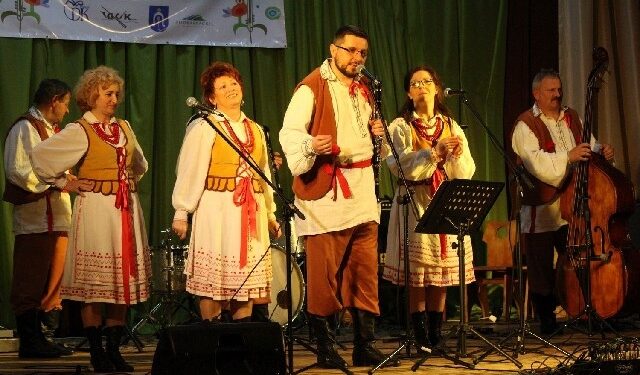 Ulanów: Folkowe nuty na pierwszym festiwalu