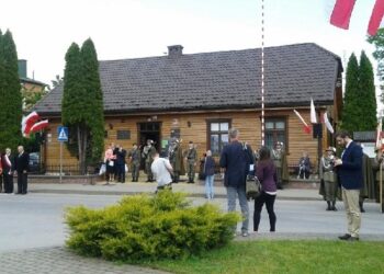 Tuszów Narodowy: Obchody 135. rocznicy urodzin gen. Sikorskiego.