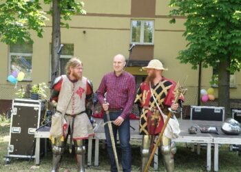 Sandomierz: Żywa lekcja historii w wykonaniu 'Juvenes Feles'.