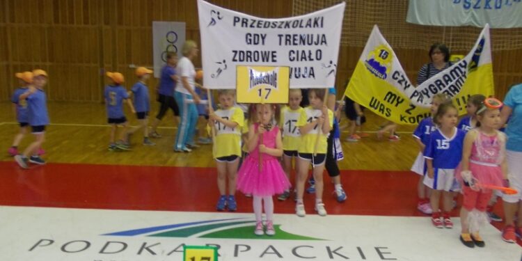 Tarnobrzeg. IV Olimpiada Sportowa Przedszkolaków.