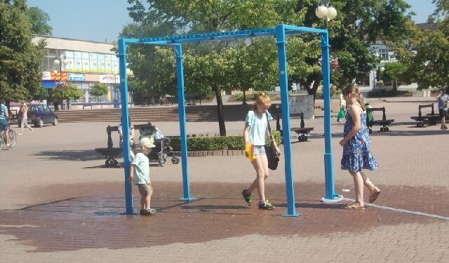 Tarnobrzeg. Kurtyny wodne.