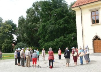 Tarnobrzeg. Seniorzy z DDP kręcą kolejny teledysk.