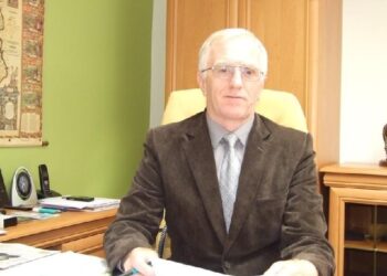 Rozmowa Tomasza Łepy  z dyrektorem Powiatowego Urzędu Pracy w Mielcu   – Stanisławem Stachowiczem.