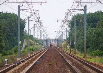 Tarnobrzeg: Zelektryfikują linię kolejową z Rzeszowa do Ocic.