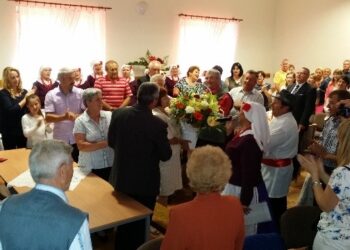 Gorzyczany: Promocja tomiku Ewy Judy 'Promień poezji'.