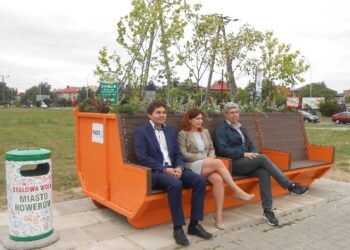 Stalowa Wola: Najlepiej na własnych śmieciach.