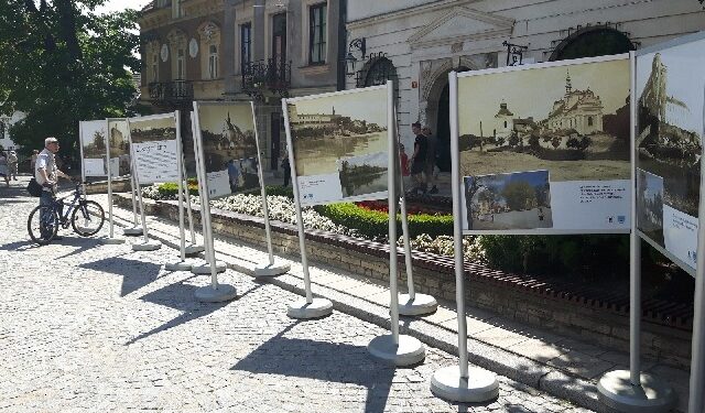 Sandomierz: Fotograficzna wystawa na Rynku