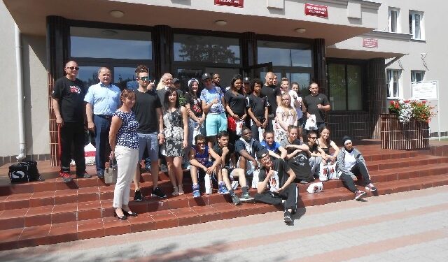 Stalowa Wola: Integrują się przez boks