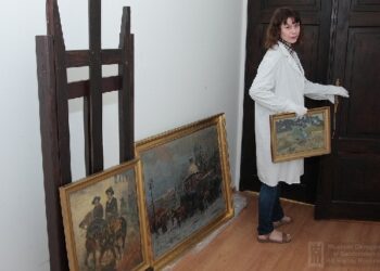 Sandomierz: Muzeum zakupiło obrazy J. Potrzebowskiego