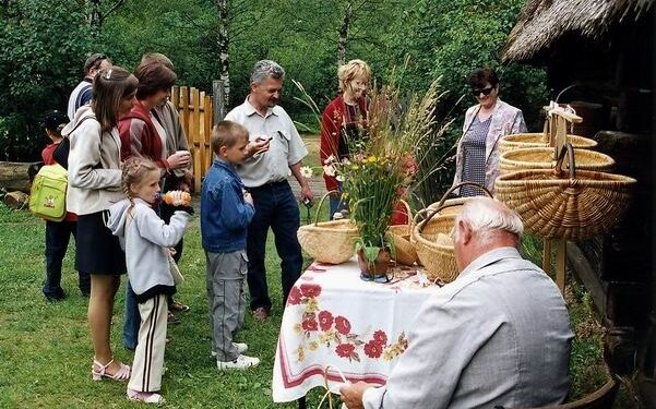 Kolbuszowa. Twórcy ludowi i swojskie jadło