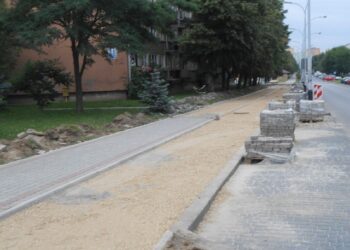 Stalowa Wola: Ruszyły prace nad ścieżką rowerową przy ulicy Wojska Polskiego