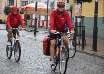 Mielec: 3600 km za 36 litrów krwi. Bartek jedzie, mielczanie krew oddają