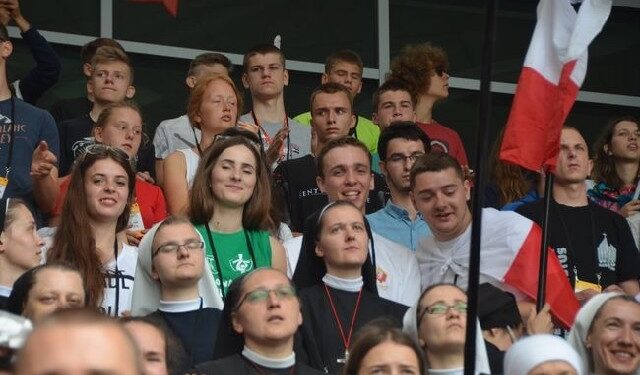 Kraków: Sandomierska młodzież na Światowych Dniach Młodzieży.