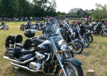 Kaczaki: Zlot motocyklowy u Pinokia