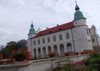 Baranów Sandomierski: Renesansowy zamek walczy o tytuł jednego z 7 nowych cudów Polski