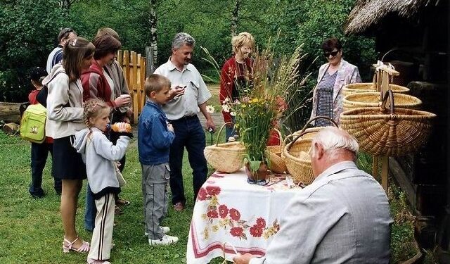 Kolbuszowa: 'Co niedzielę w zagrodzie'