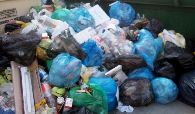 Kolbuszowa: Za mało worków na śmieci