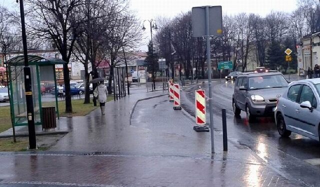 Kolbuszowa: Doniczką w samochód.