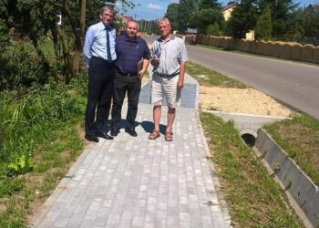 Mielec: Kolejny nowe chodniki w Gminie Radomyśl Wielki