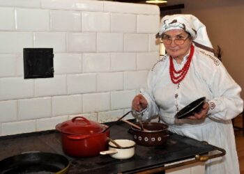 Kolbuszowa: Gotuj z babcią Janiną