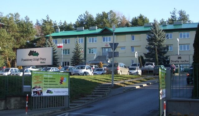 Rozmowa Tomasza Łępy  z z-cą dyrektora Powiatowego Urzędu Pracy w Mielcu Alicją Makowską -Madej