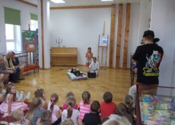 Tarnobrzeg. Promocja książki z utworami czołowego bajkopisarza Polski.