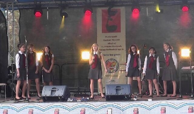 Huta Komorowska: Festiwal Piosenki Misyjnej