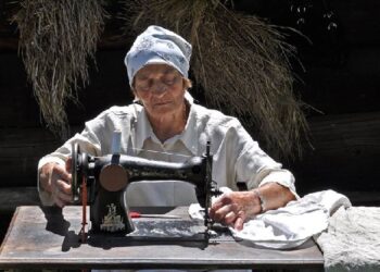 Kolbuszowa: Etno-warsztaty z igłą i nitką