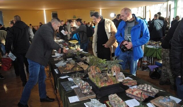 Stalowa Wola: Rekordowy Sikorski Model Show.