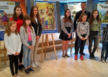 Nowa Dęba: Nagrodzili za opowiadania o Straszonach