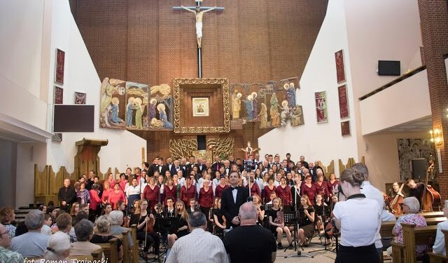 Mielec: Koncert Pieśni Maryjnych