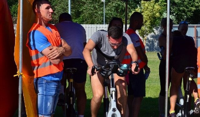 Mielec: Czas na basenowy triathlon.
